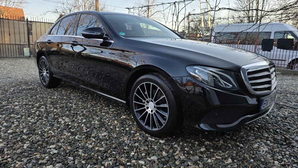 Mercedes Benz E200 Benzina! Pret brut! Se emite factură!