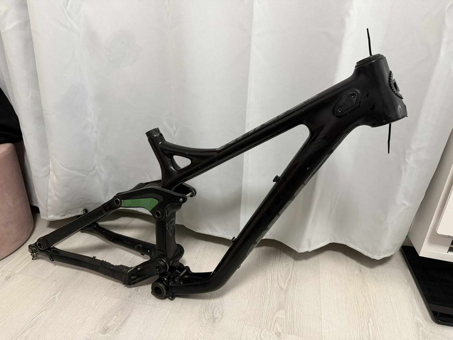 Мека рамка Kona Operator Carbon 27.5 M