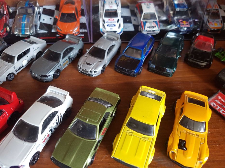 Колички Hot wheels, Majorette, Burago