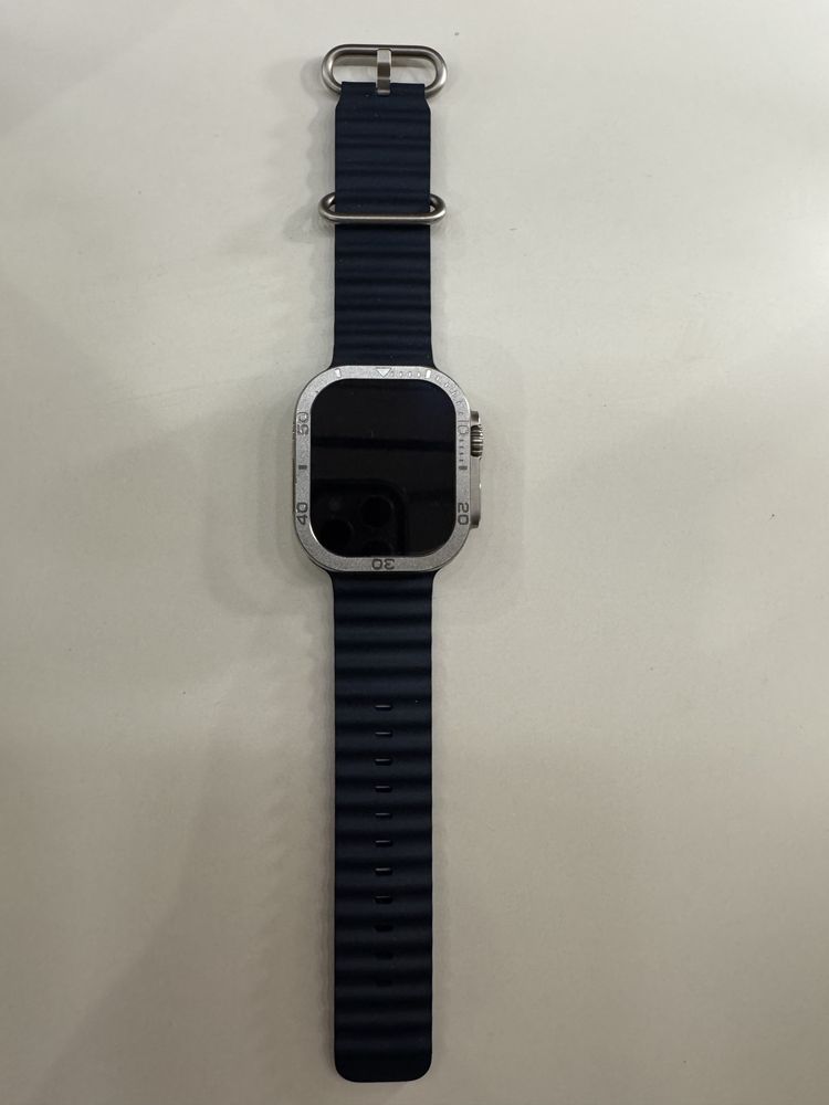 Apple watch ultra 2 - 49 mm Titanium