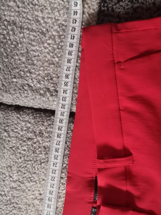 Pantaloni roșii stretch 40-42