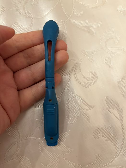 Lampa mica de citit Carturesti