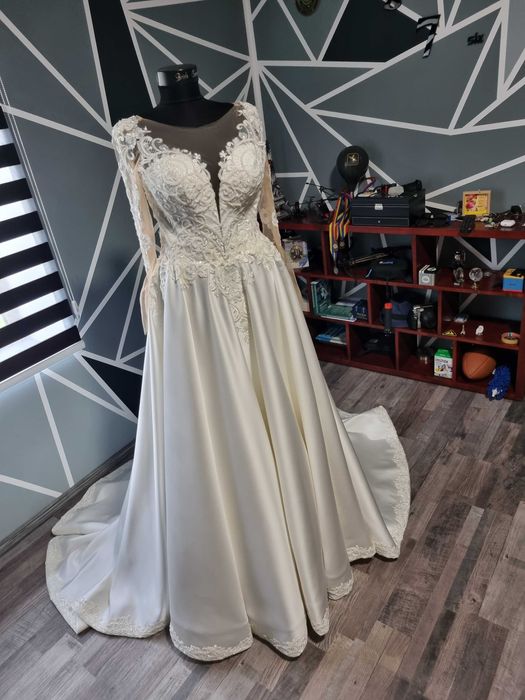 Rochie de mireasa marimea M-L