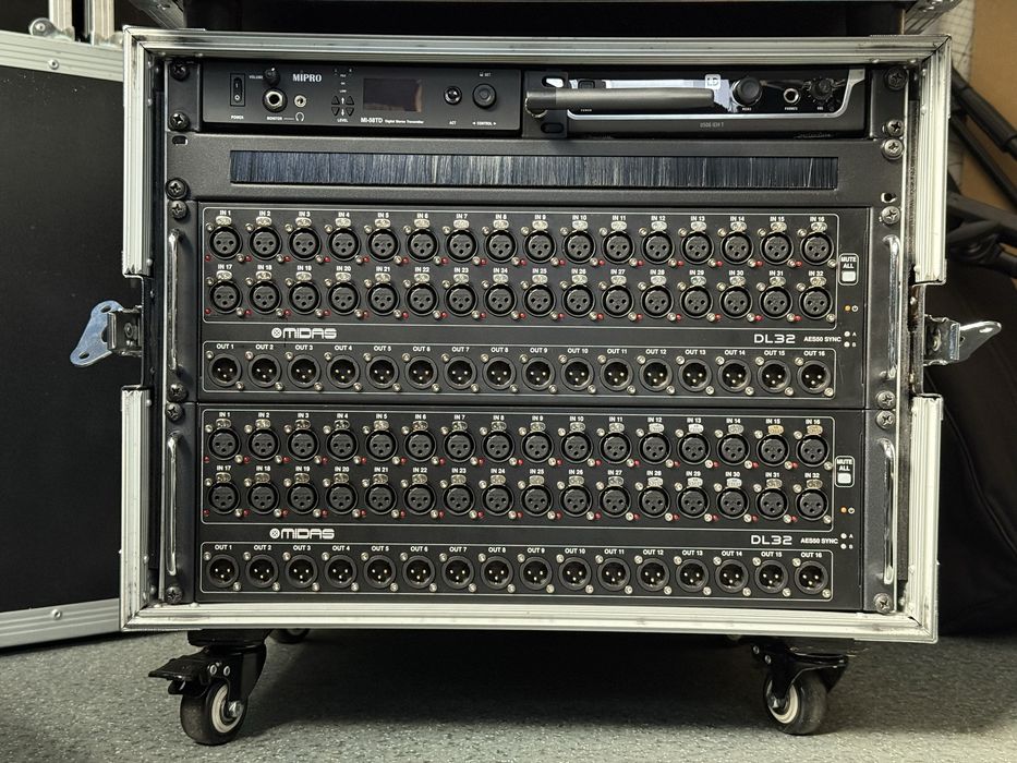 Stage box Midas DL32, disponibile 2 buc