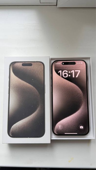 iPhone 15 pro 256 gb 85% batareka