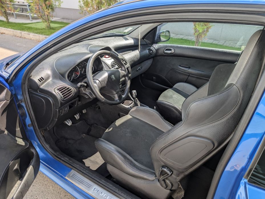 Продавам Peugeot 206 GTI 180/RC