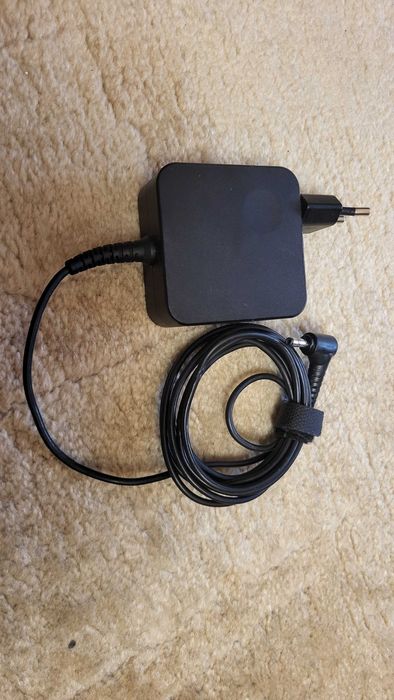 LENOVO 45W Incarcator 20V-2.25A fuctional cu mufa subtire