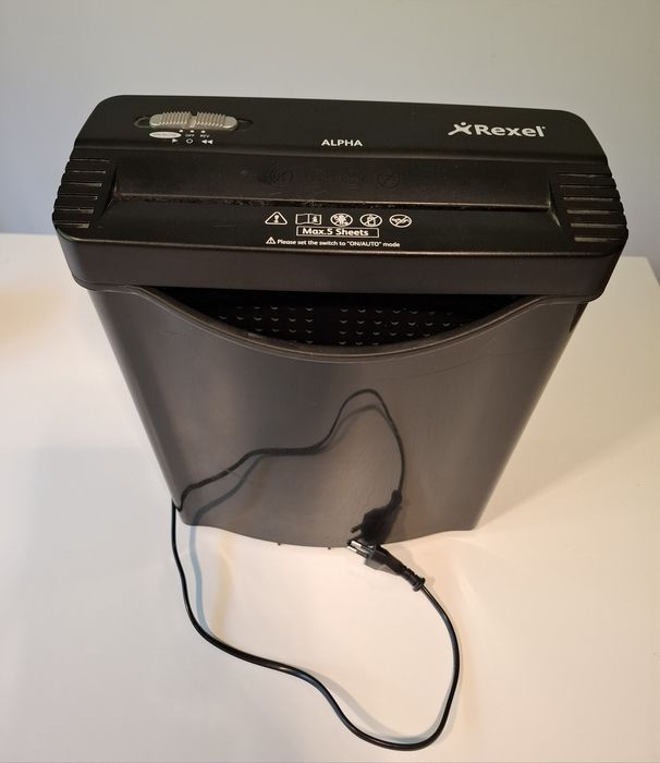 Шредер Rexel ALPHA