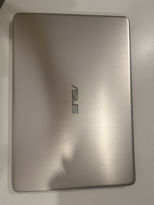 Laptop Asus Model 406U Vivobok
