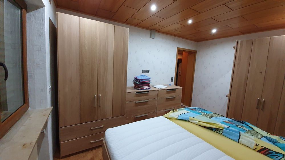 Vând dormitor matrimonial