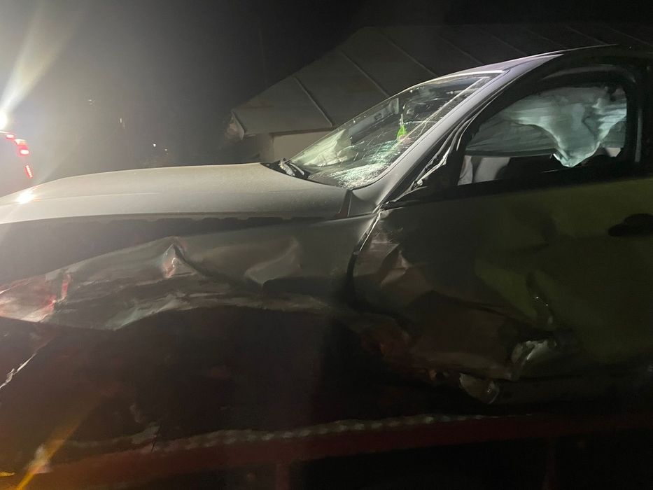 Vând/Dezmembrez Bmw 320d e90 avariat