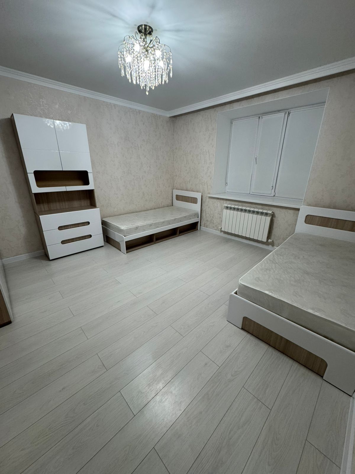 СРОЧНО!!!Продам 3 к.кв 89 кв.м ЖК ДАУЛЕТ ГРУПП р-н Алтын Орда 2/5-этаж