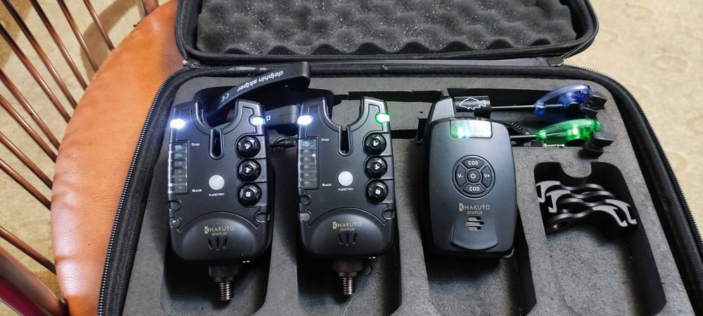 Set 2 Avertizori cu Statie HAKUYO 2014 Plus 2 Swinger Delphin Skiper