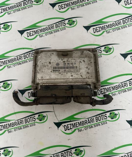Calculator motor ECU 030906032CK Volkswagen VW Polo a 3-a generatie 6