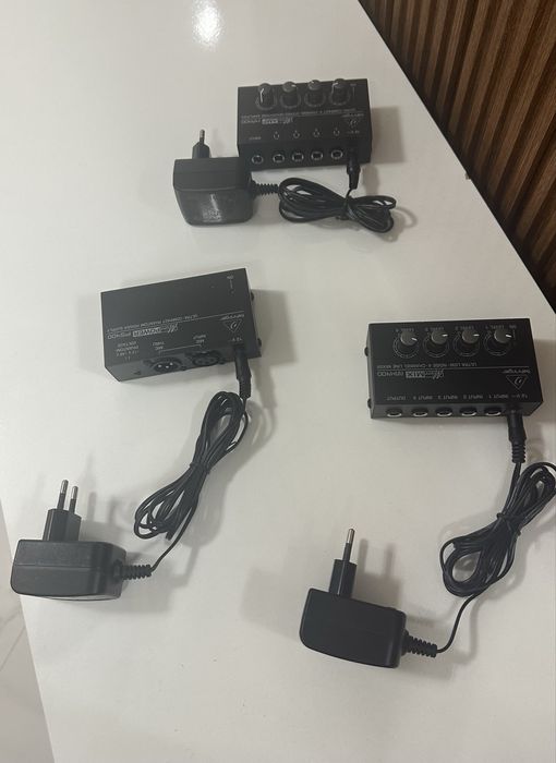 BEHRINGER PS400( фантомно захранване)