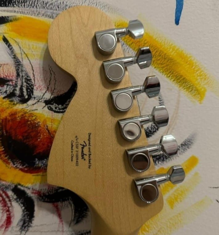 Fender stratocaster square affinity.