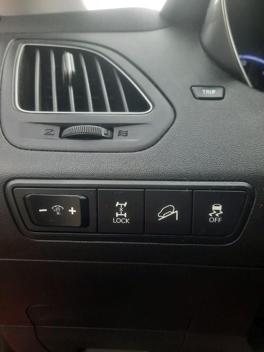 Vând Hyundai ix35 an fabricatie 2011, 2.0 CRDi