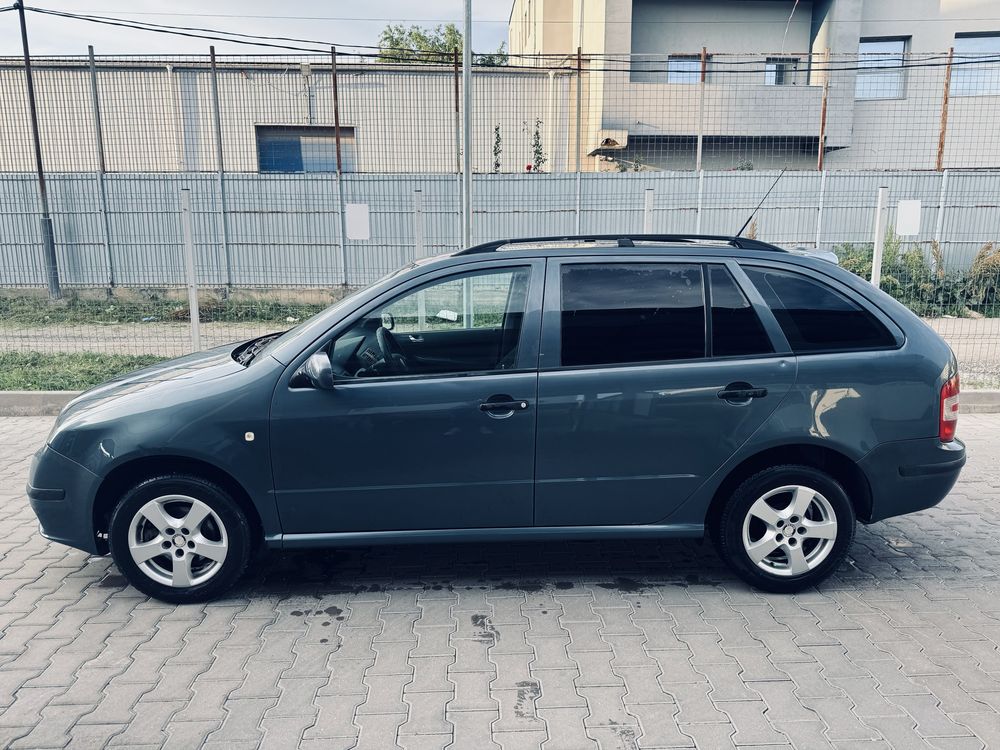 Skoda fabia 1.2 benzina 2005 . Variante