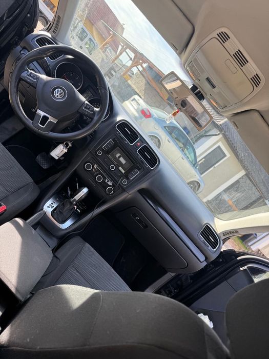 Vând Golf 6 1.6 TDI