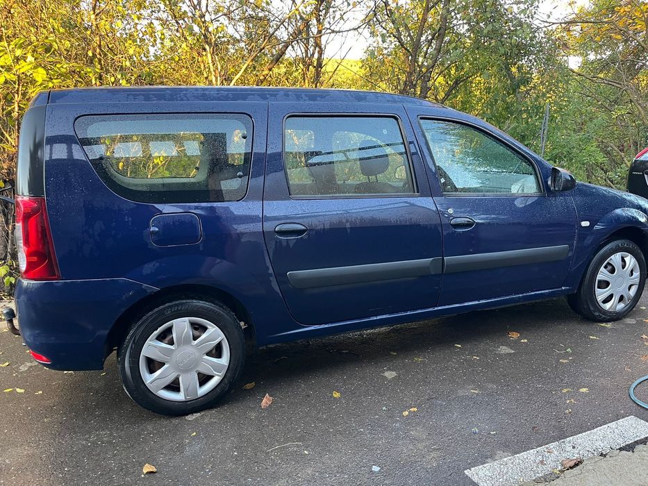 Dacia logan mcv an 2011