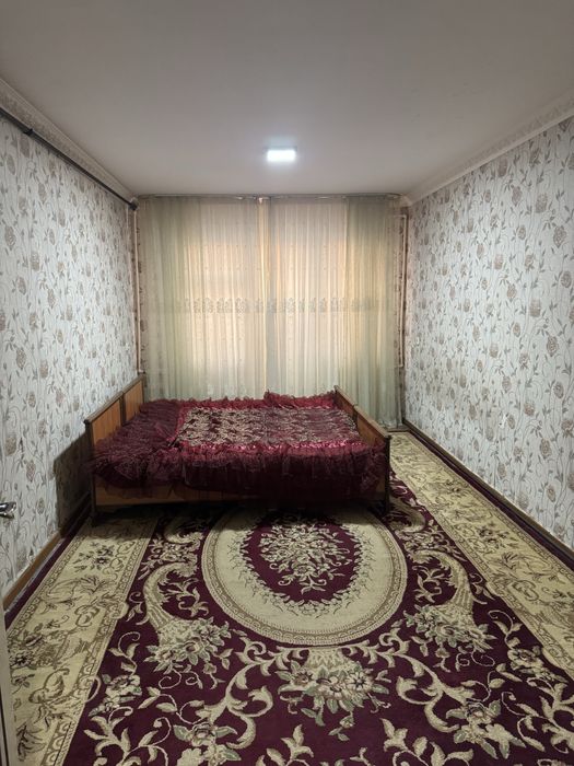 Квартира ватнийда 3 хоналик 4 хона килса булади