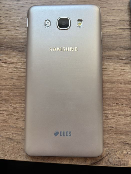 Продаю Galaxy J5 (2016)