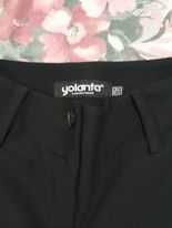 Два нови панталона - черен 25 лева  и бежов кадифен - 15 лева .