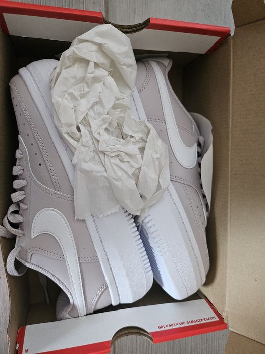Adidasi Nike marimea 38