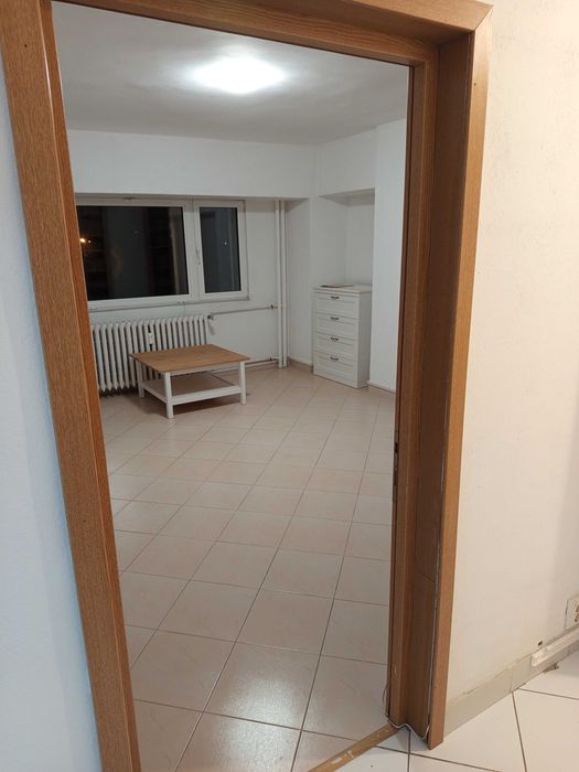 Chirie București, 2 camere, decomandat 500 €, lângă Palatul Parlament