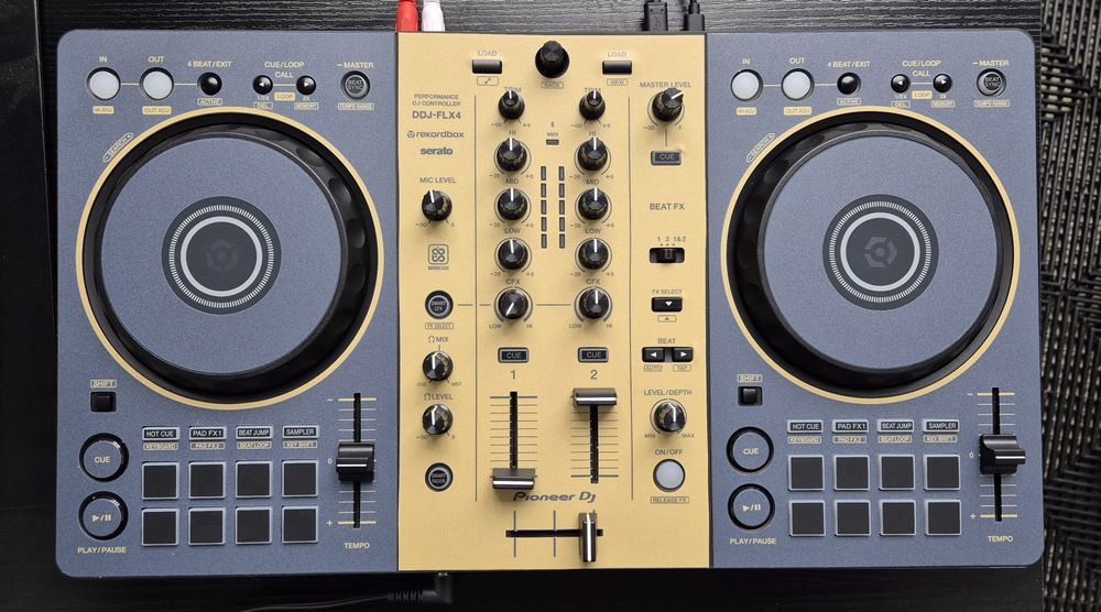 Vand Pioneer ddj flx 4 si Pioneer xp1