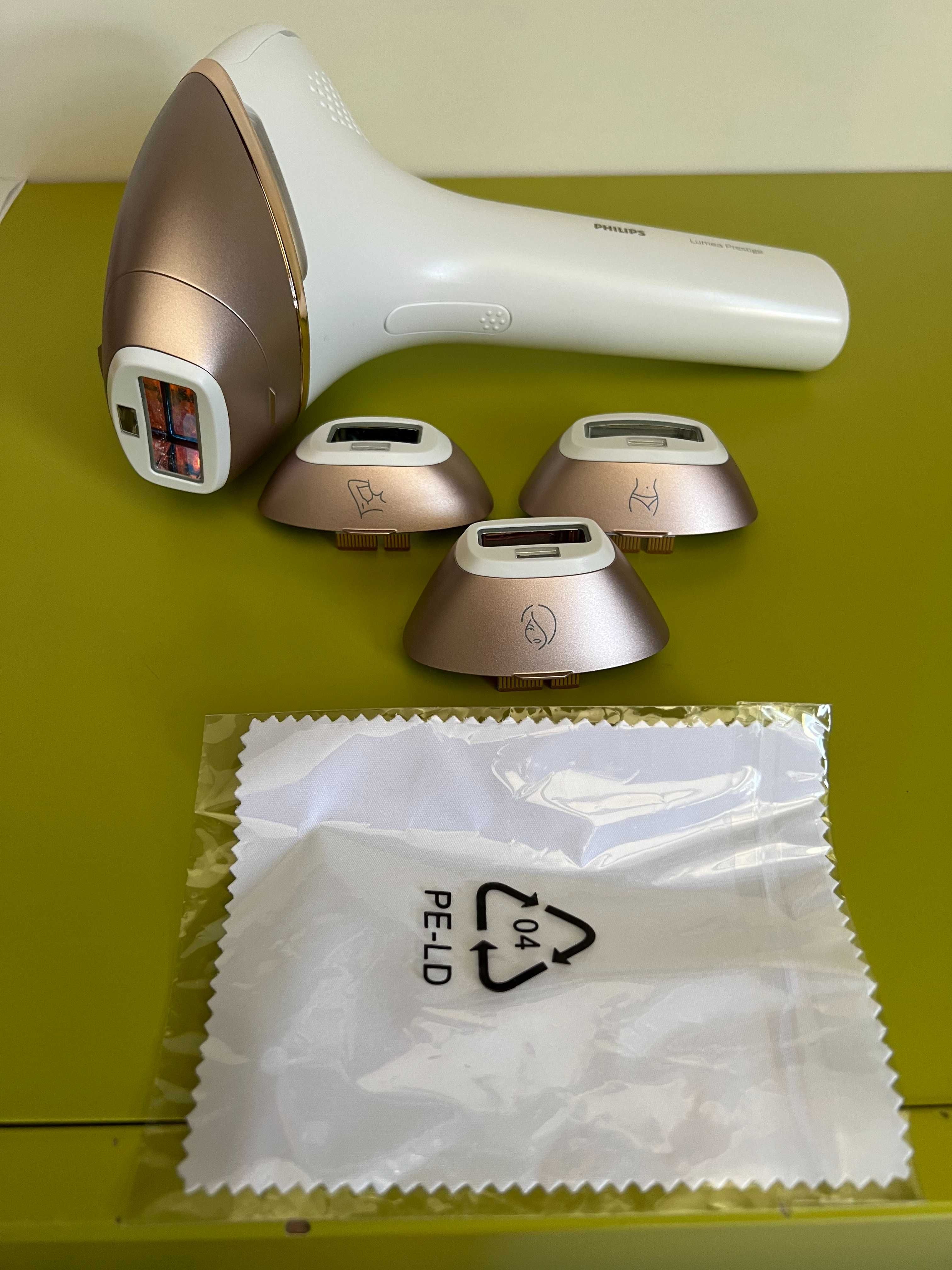 Фотоепилатор IPL Philips Lumea Prestige BRI956/00