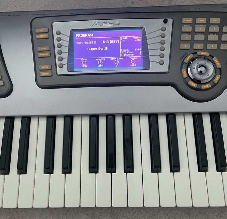 Alesis Fusion 6HD Синтезатор/Работна Станция