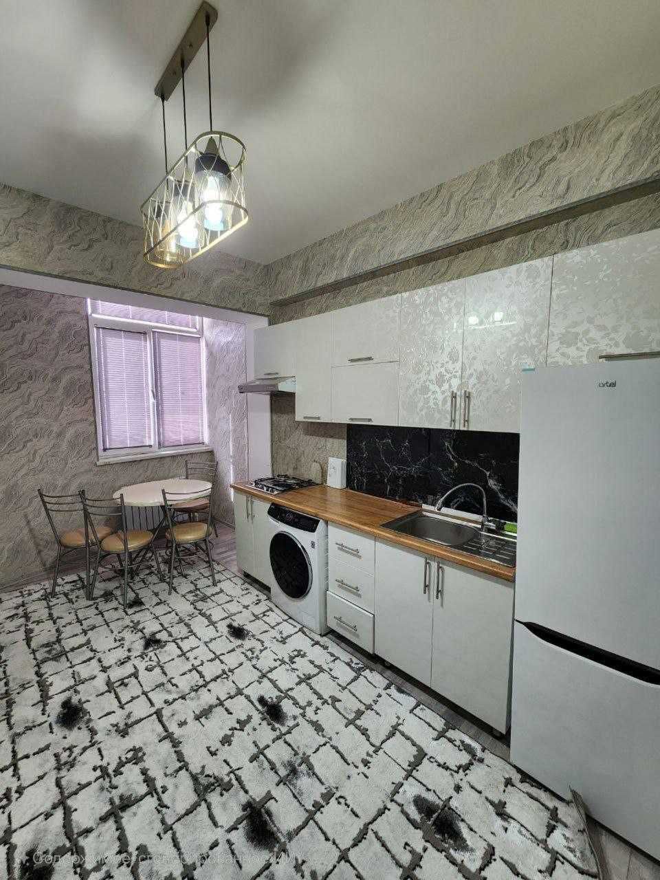 Продаётся передел в 2х комн квартира на 4 этаже Ор Файзобод мечеть