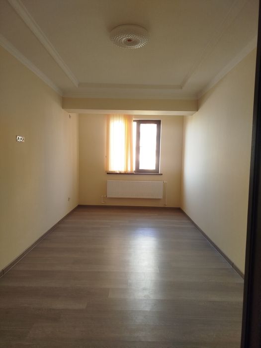 Ijaraga kvartira beriladi Sagdiyana Met kollej  olda 1 xona 3 etaj