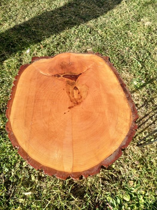 Măsuță de lemn masiv