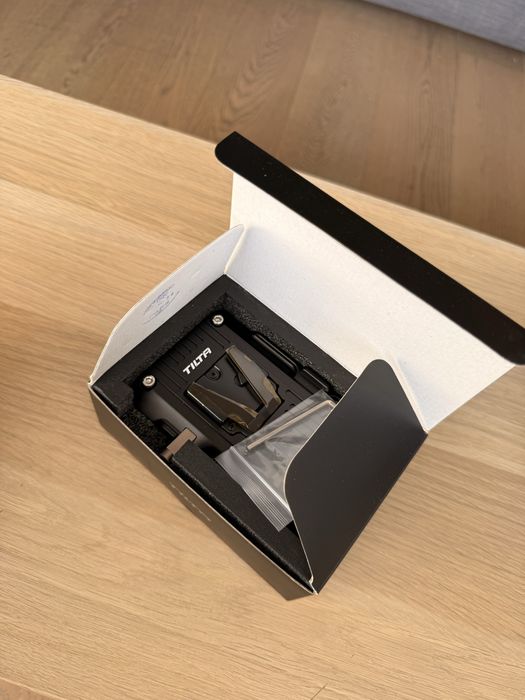 Adaptor Tilta V-mount pentru DJI Video transmitter