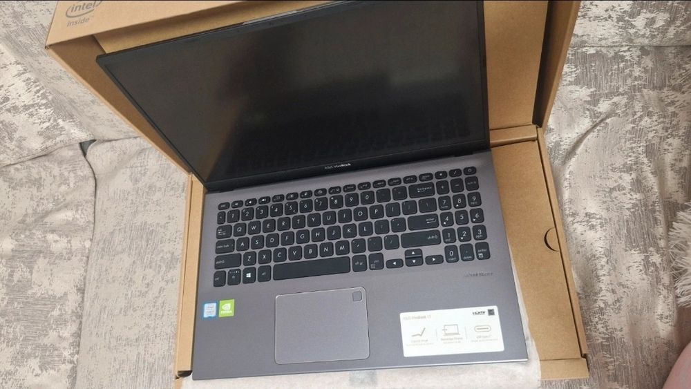 Laptop ASUS VivoBook