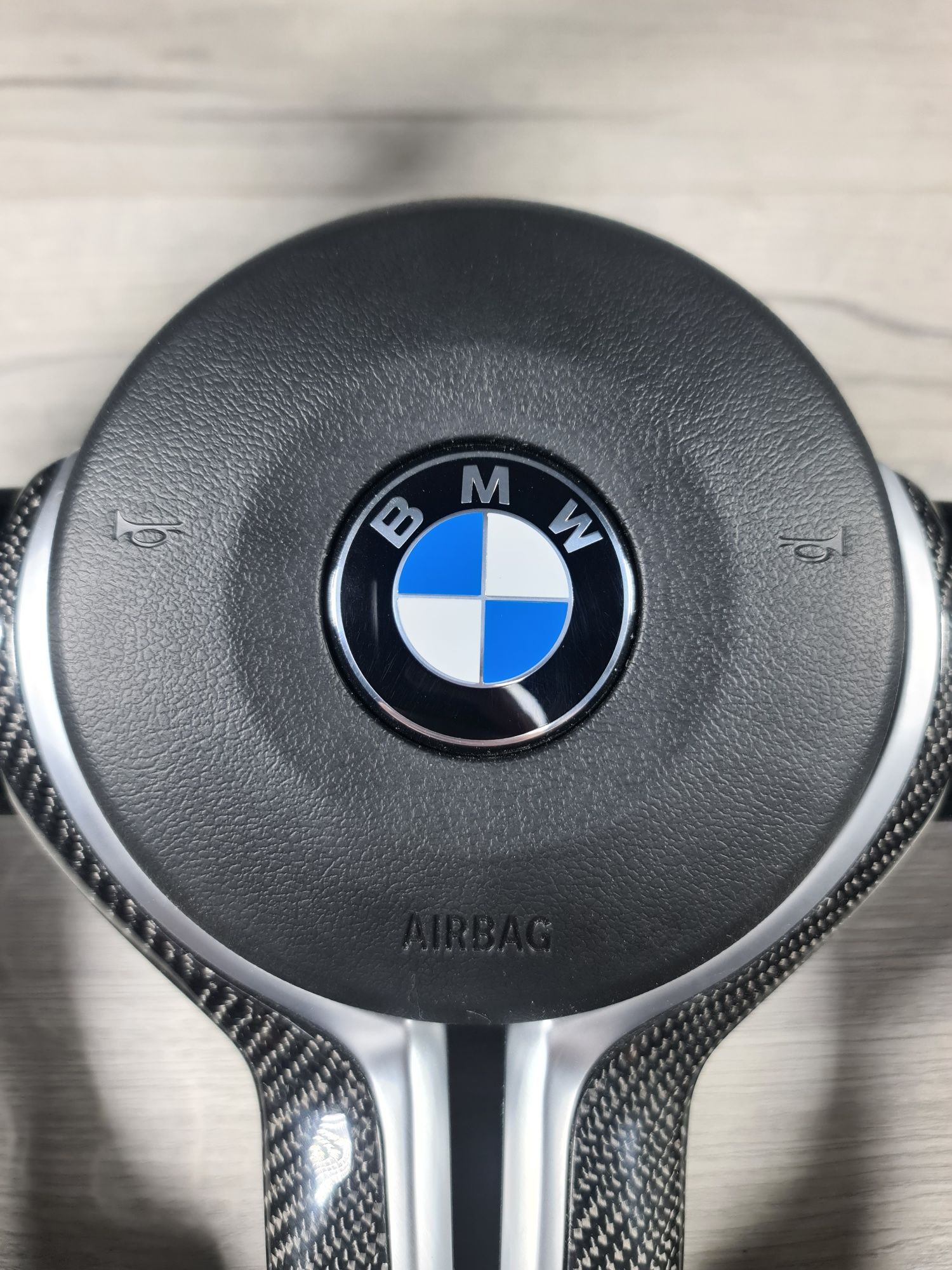 Volan-Alcantara-Carbon-M5-M6-Bmw-Seria-5-6-7-F10-F11-F06-F12-F13-F01
