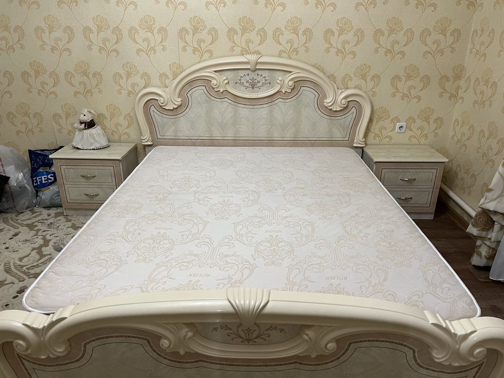 Матрас , размер 160/2, в отличном состояни