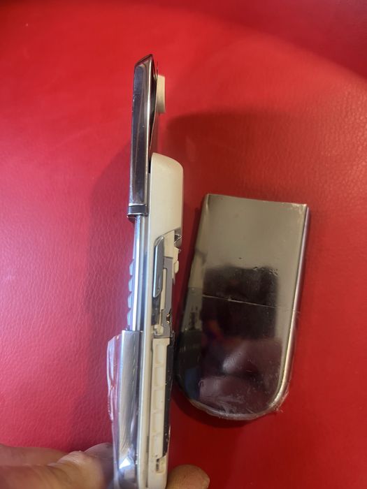 TOP TOP NOKIA 8800 silver edition