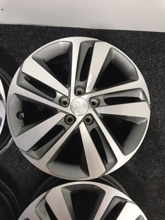 Jante peugeot traveller toyota proace citroen spacetourer 17 -IN RATE-