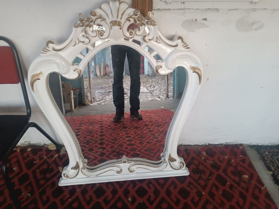 Зеркало настенное!