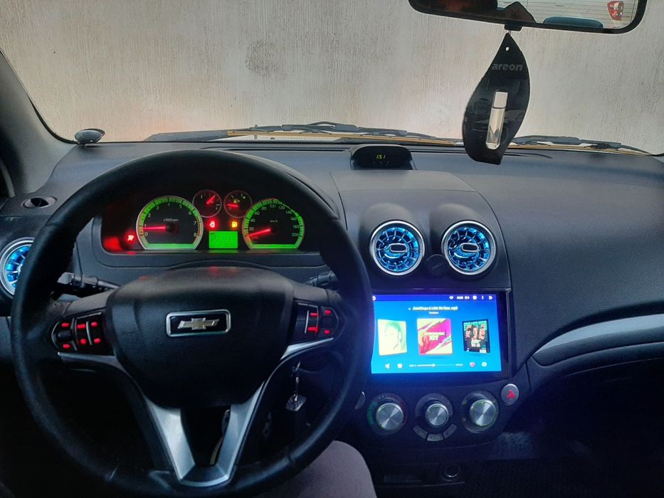 Nexia 3 avtomat sotiladi