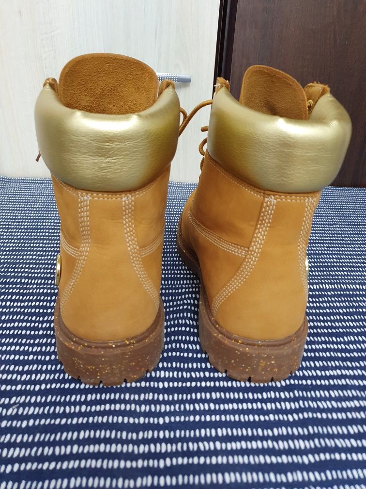 Timberland 6 inch Premium Waterproof