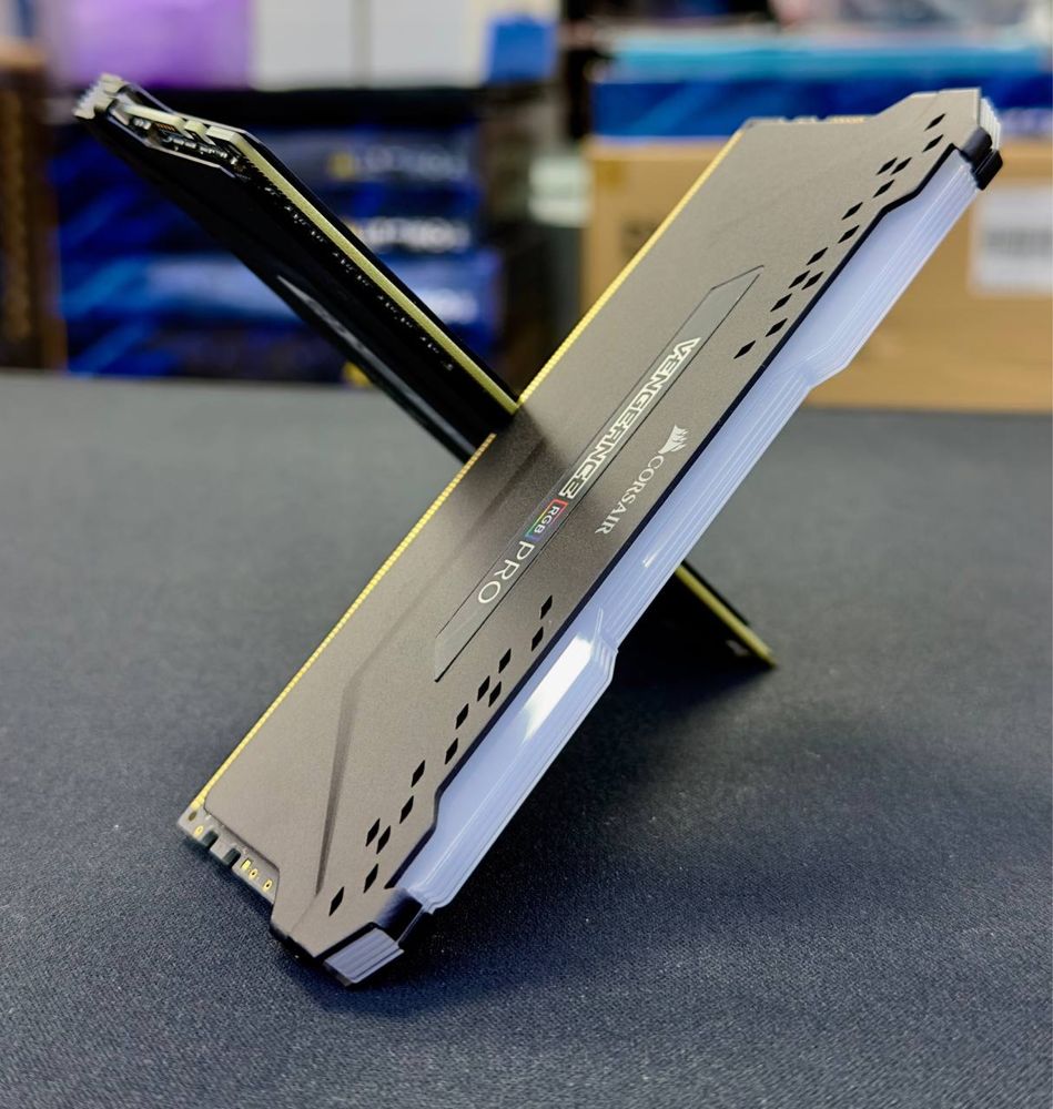 Corsair Vengeance RGB PRO 2x8=16 3200MHz