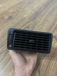 Vand grila ventilatie golf 4