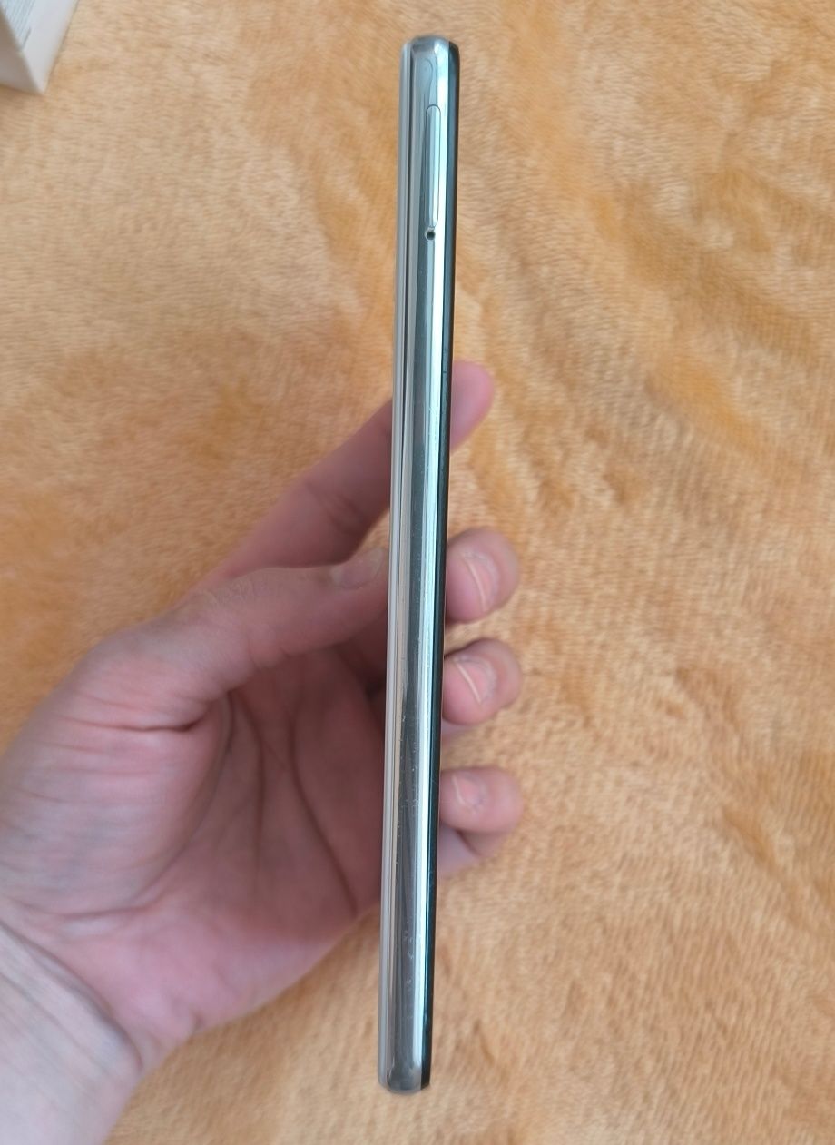 Samsung A32 в отличном состоянии