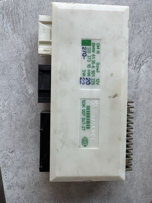 Блок комфорта и реле стеклоочистителя на BMW e39