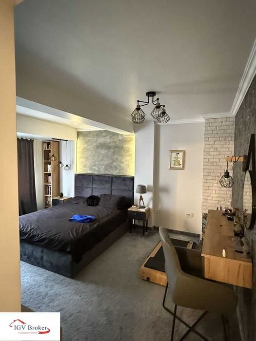 Продава се Четиристаен апартамент в София, Белите брези - 100 кв.м за 3500 €/кв.м - Снимка #7
