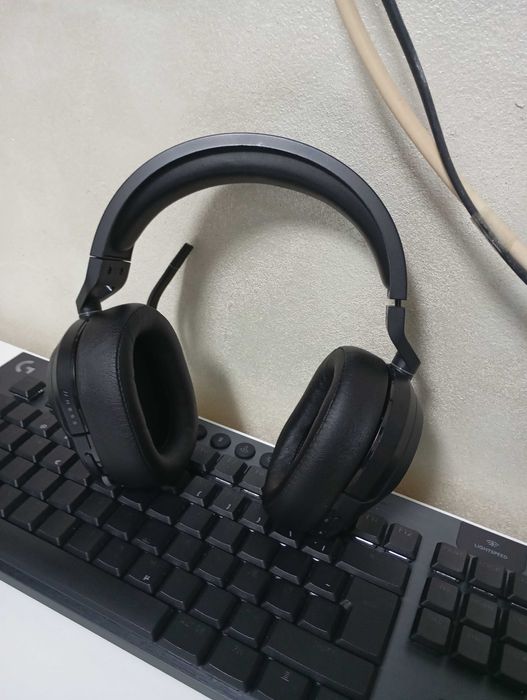 Casti gaming cu microfon Corsair HS55 Stereo, Negru Carbon